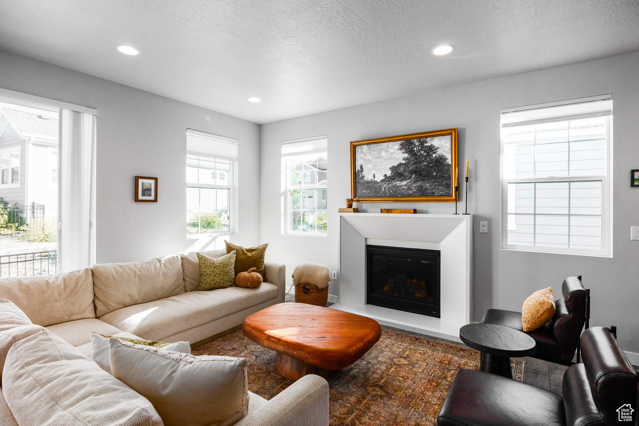 IVORY COTTAGE - Residential