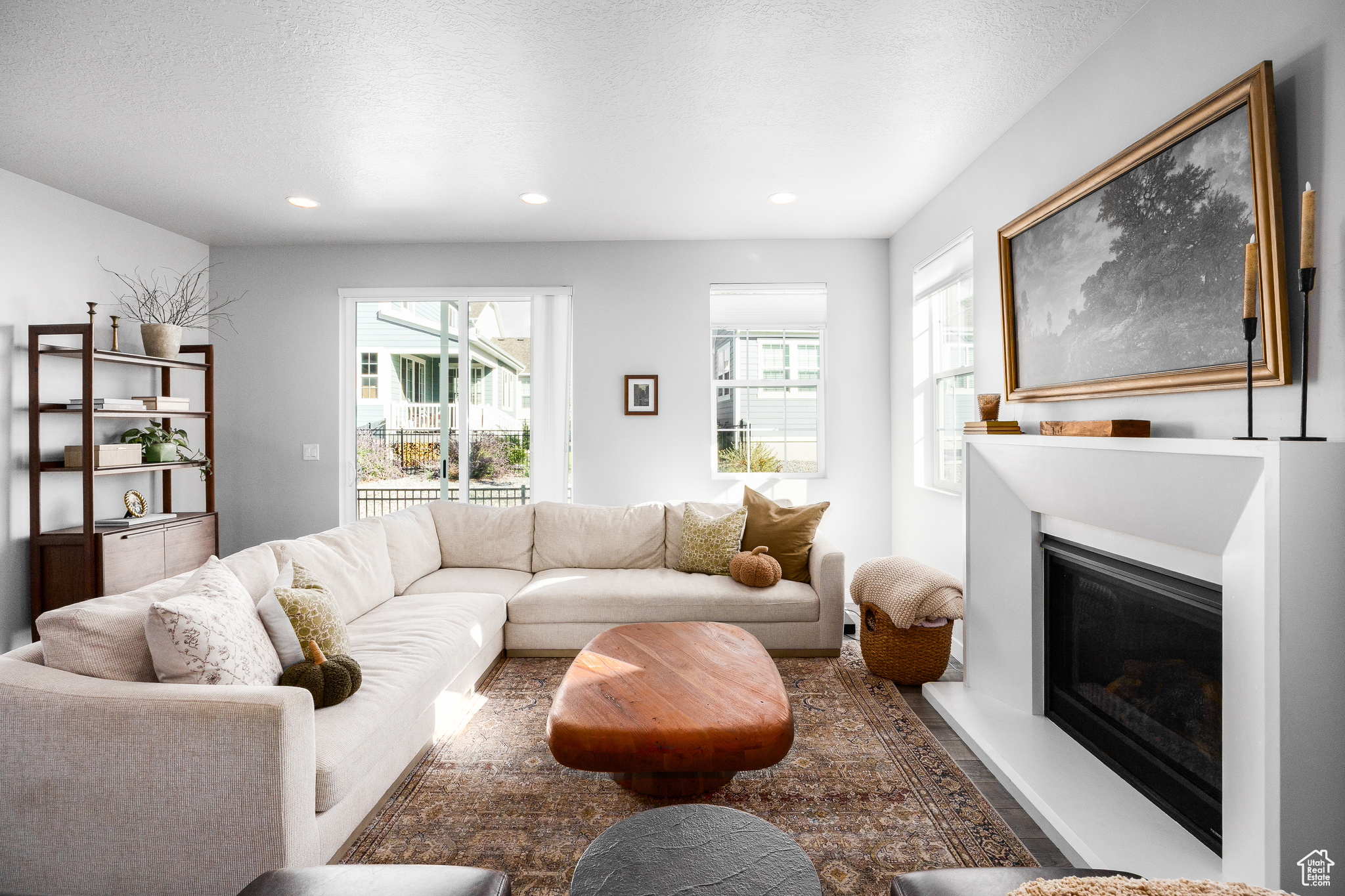 IVORY COTTAGE - Residential