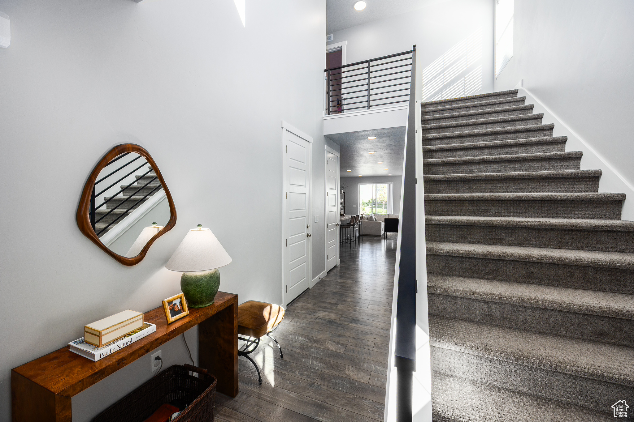 IVORY COTTAGE - Residential