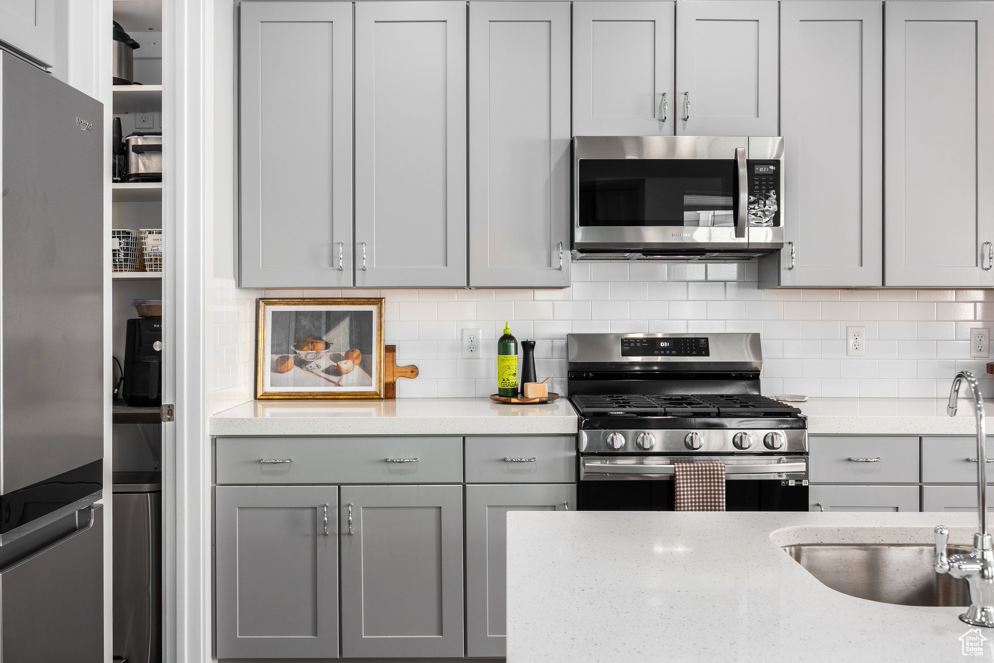 IVORY COTTAGE - Residential