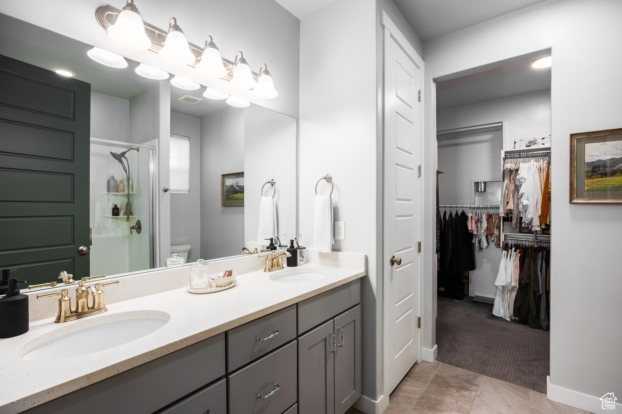 IVORY COTTAGE - Residential