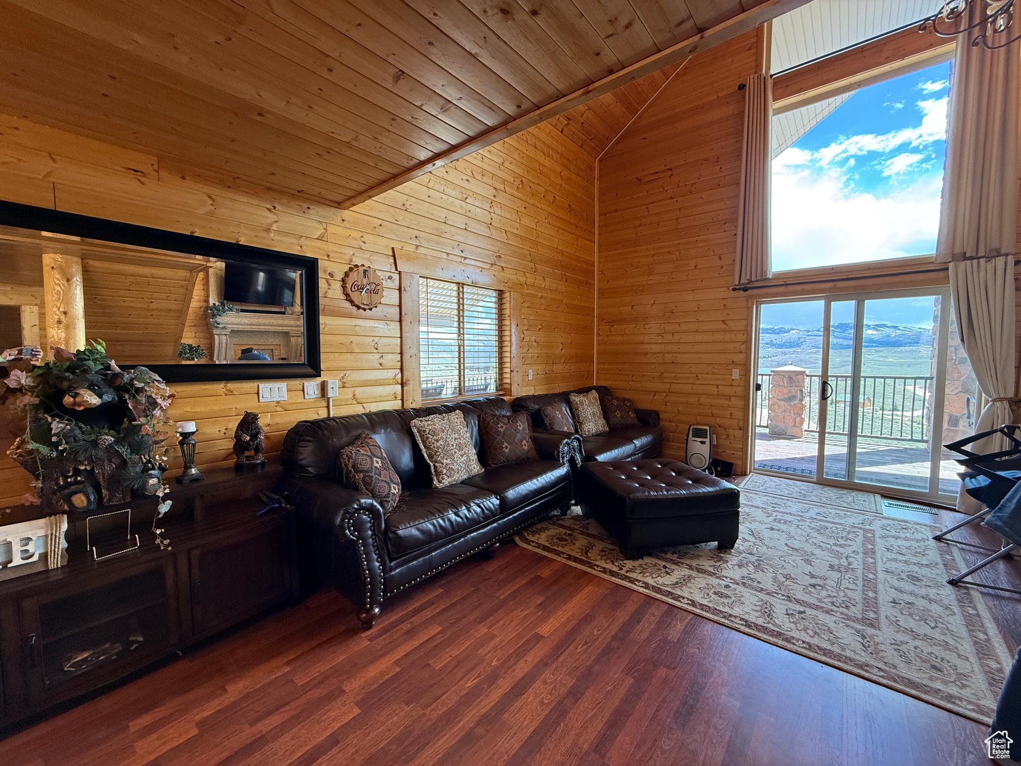 STRAWBERRY LAKEVIEW SUBDIVISION - Residential