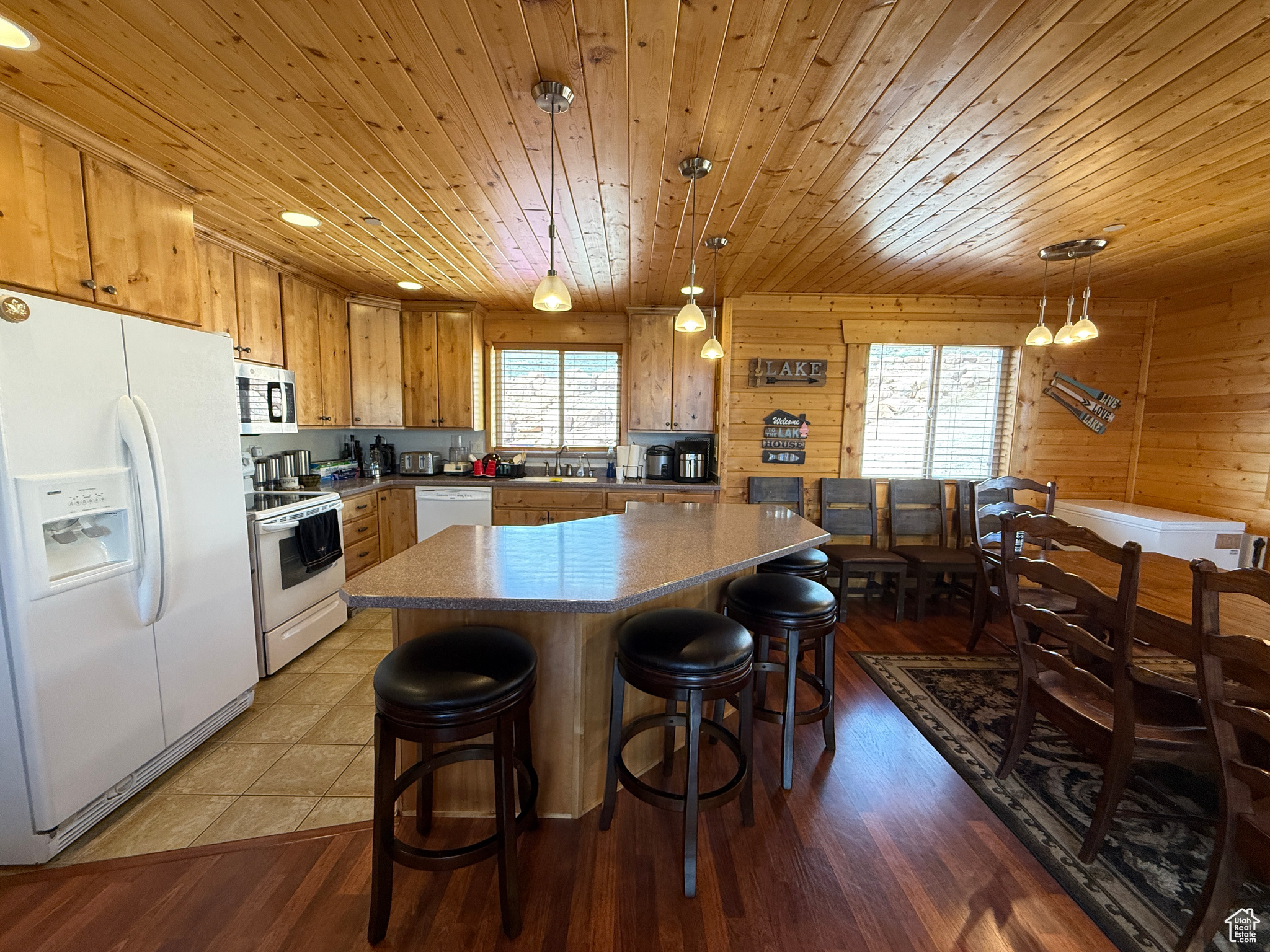 STRAWBERRY LAKEVIEW SUBDIVISION - Residential