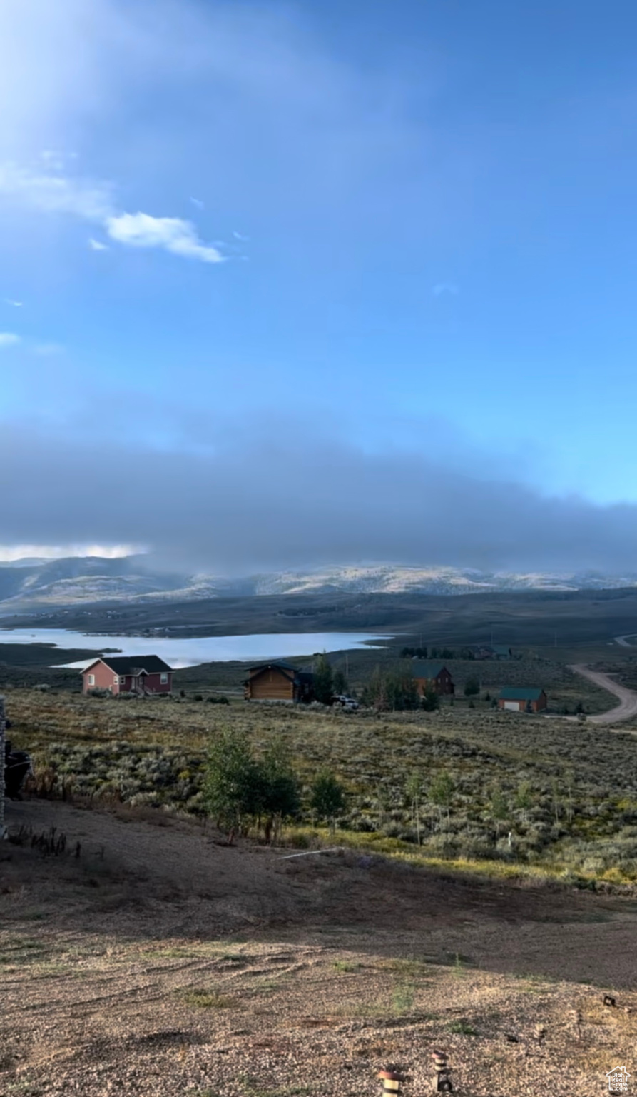 STRAWBERRY LAKEVIEW SUBDIVISION - Residential