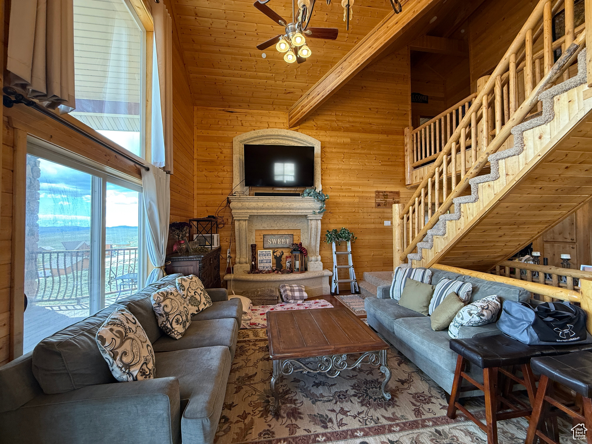 STRAWBERRY LAKEVIEW SUBDIVISION - Residential