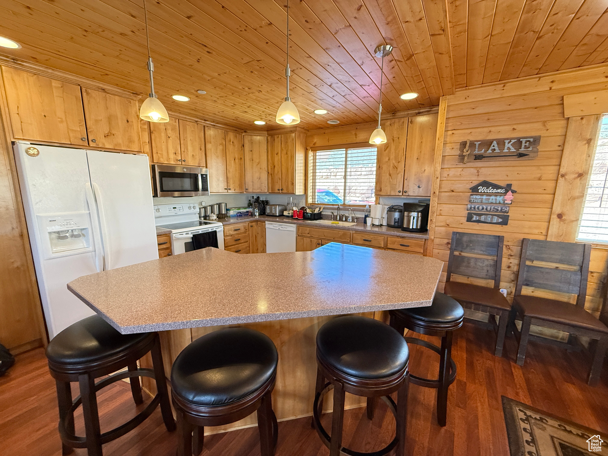 STRAWBERRY LAKEVIEW SUBDIVISION - Residential