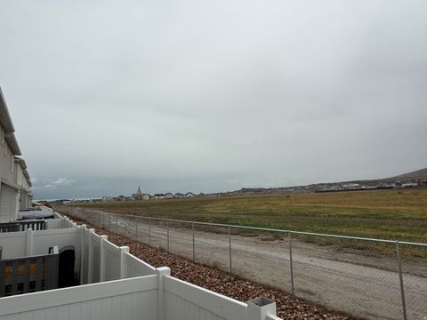 Tiny photo for 5124 E LAKEFIELD DR, Eagle Mountain, UT 84005 (MLS # 2147509)