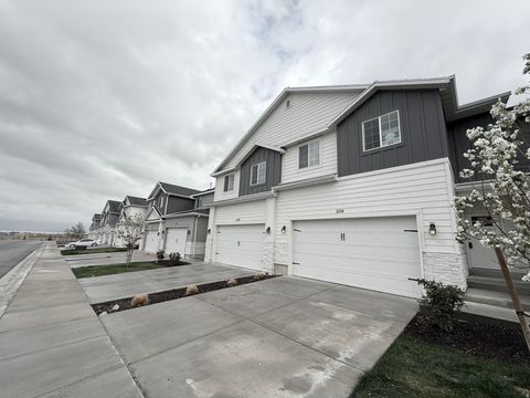 Tiny photo for 5124 E LAKEFIELD DR, Eagle Mountain, UT 84005 (MLS # 2147509)