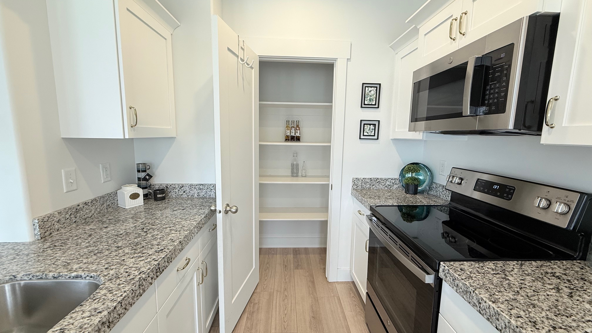 SILVERLAKE - Residential