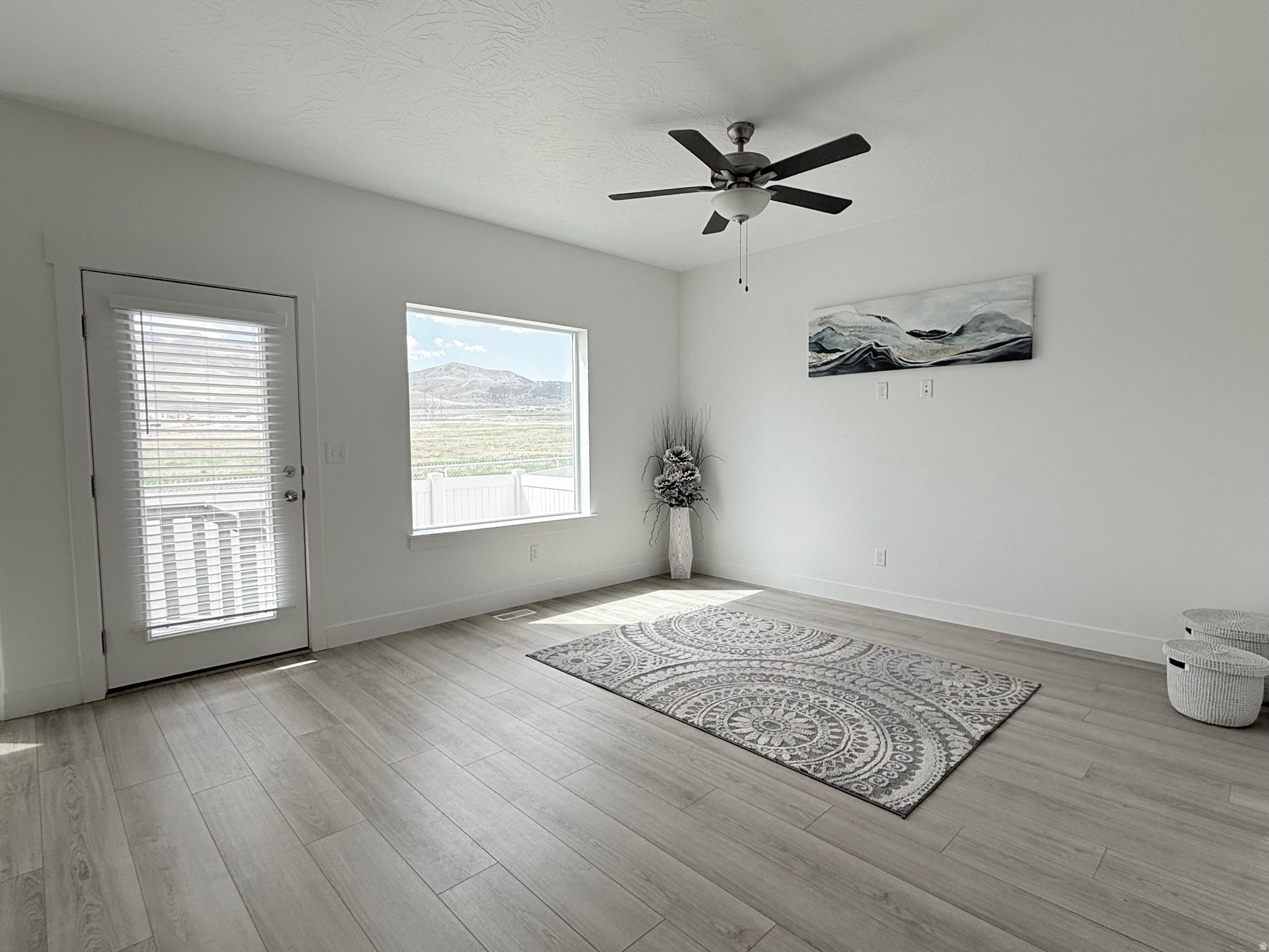 SILVERLAKE - Residential