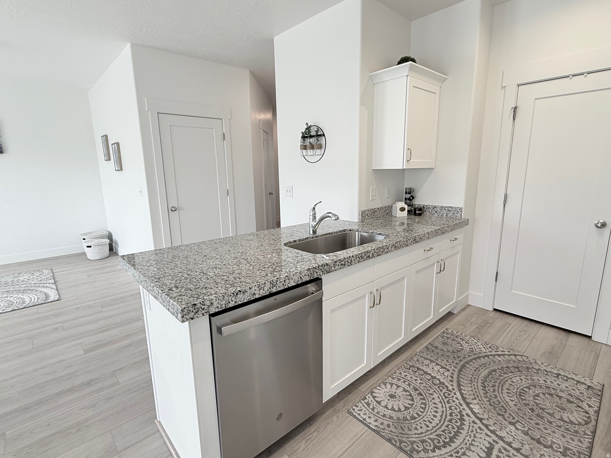 SILVERLAKE - Residential