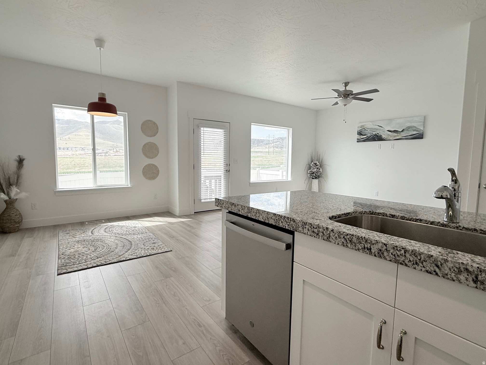 SILVERLAKE - Residential