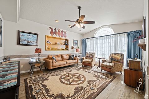 Tiny photo for 2051 E WASHINGTON RD, Washington, UT 84780 (MLS # 2116502)