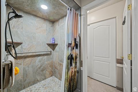 Tiny photo for 2051 E WASHINGTON RD, Washington, UT 84780 (MLS # 2116502)