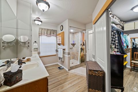 Tiny photo for 2051 E WASHINGTON RD, Washington, UT 84780 (MLS # 2116502)