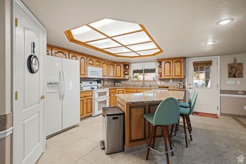 Tiny photo for 2051 E WASHINGTON RD, Washington, UT 84780 (MLS # 2116502)