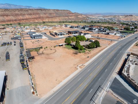 Tiny photo for 2051 E WASHINGTON RD, Washington, UT 84780 (MLS # 2116502)