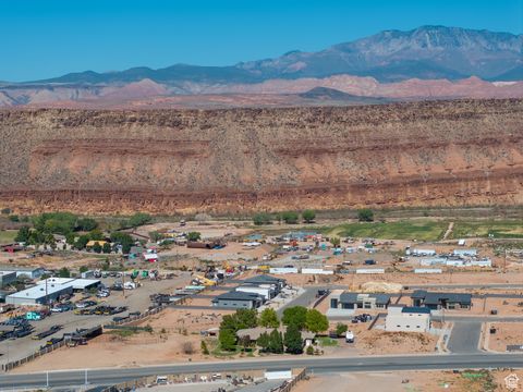 Tiny photo for 2051 E WASHINGTON RD, Washington, UT 84780 (MLS # 2116502)