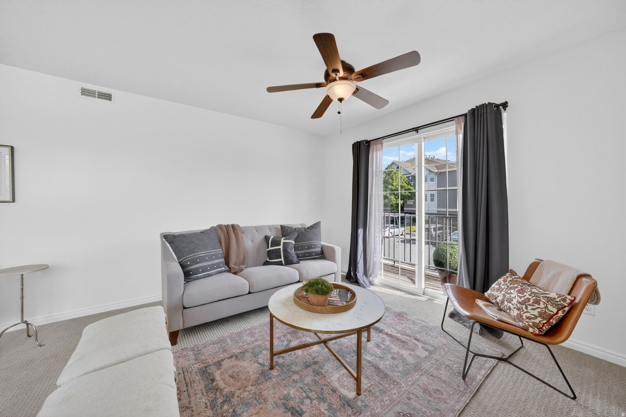 VIVANTE PHASE 10 CONDO - Residential