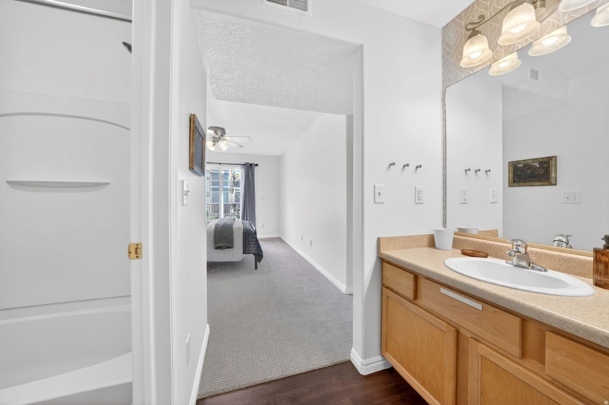 VIVANTE PHASE 10 CONDO - Residential