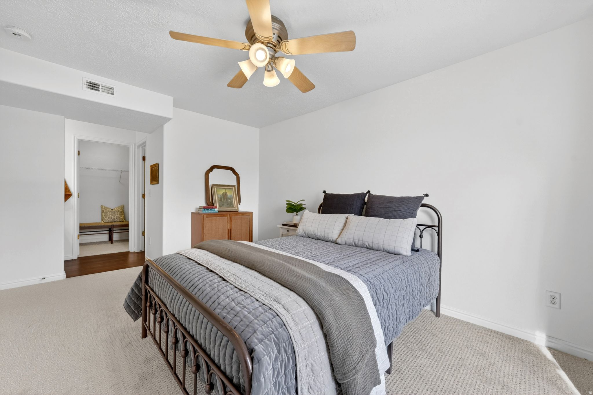 VIVANTE PHASE 10 CONDO - Residential