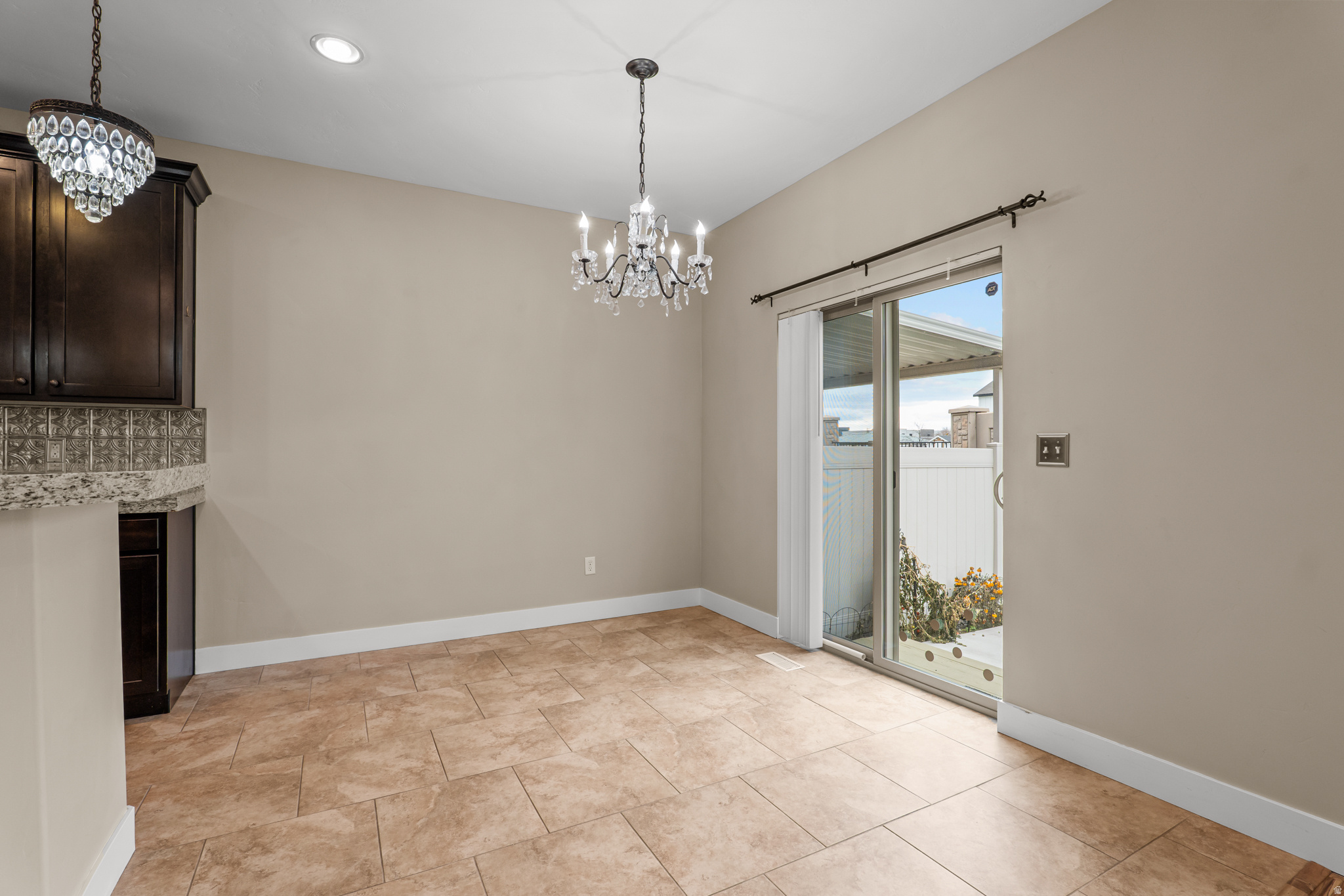 LINDON CREEKSIDE COTTAGES - Residential Income