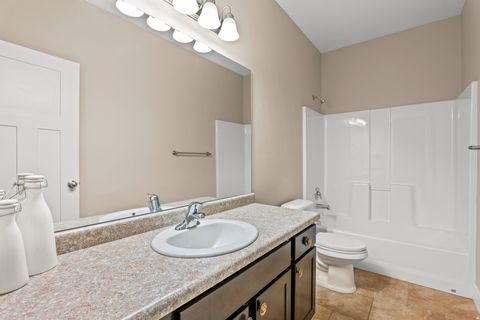 Tiny photo for 1596 W 480 N, Lindon, UT 84042 (MLS # 2125903)