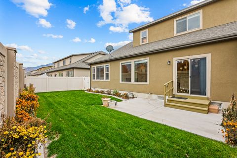 Tiny photo for 1596 W 480 N, Lindon, UT 84042 (MLS # 2125903)