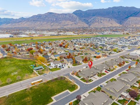 Tiny photo for 1596 W 480 N, Lindon, UT 84042 (MLS # 2125903)