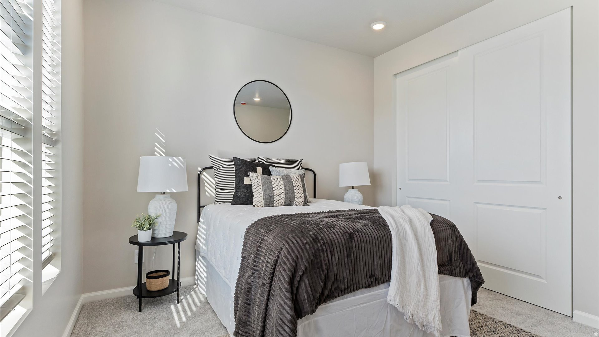 DAYBREAK SPRINGHOUSE - Residential