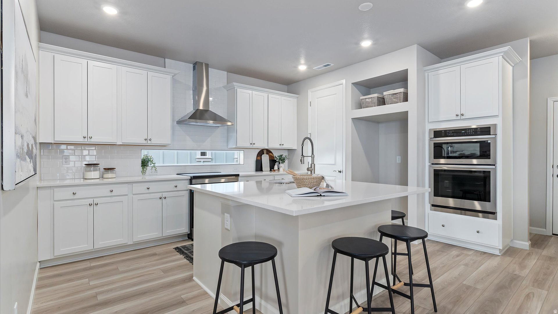 DAYBREAK SPRINGHOUSE - Residential