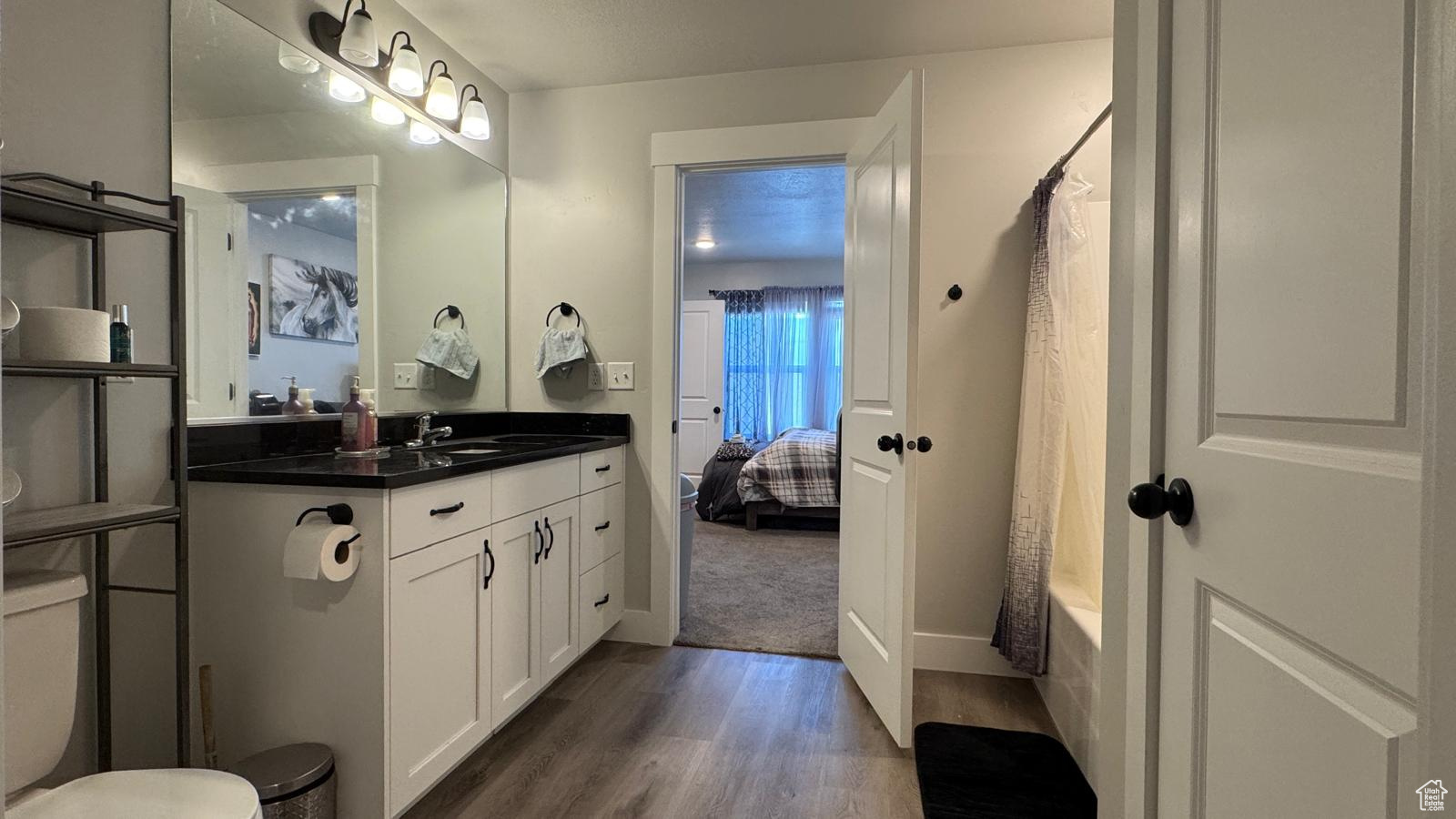 ARCHIBALD ESTATES - Residential