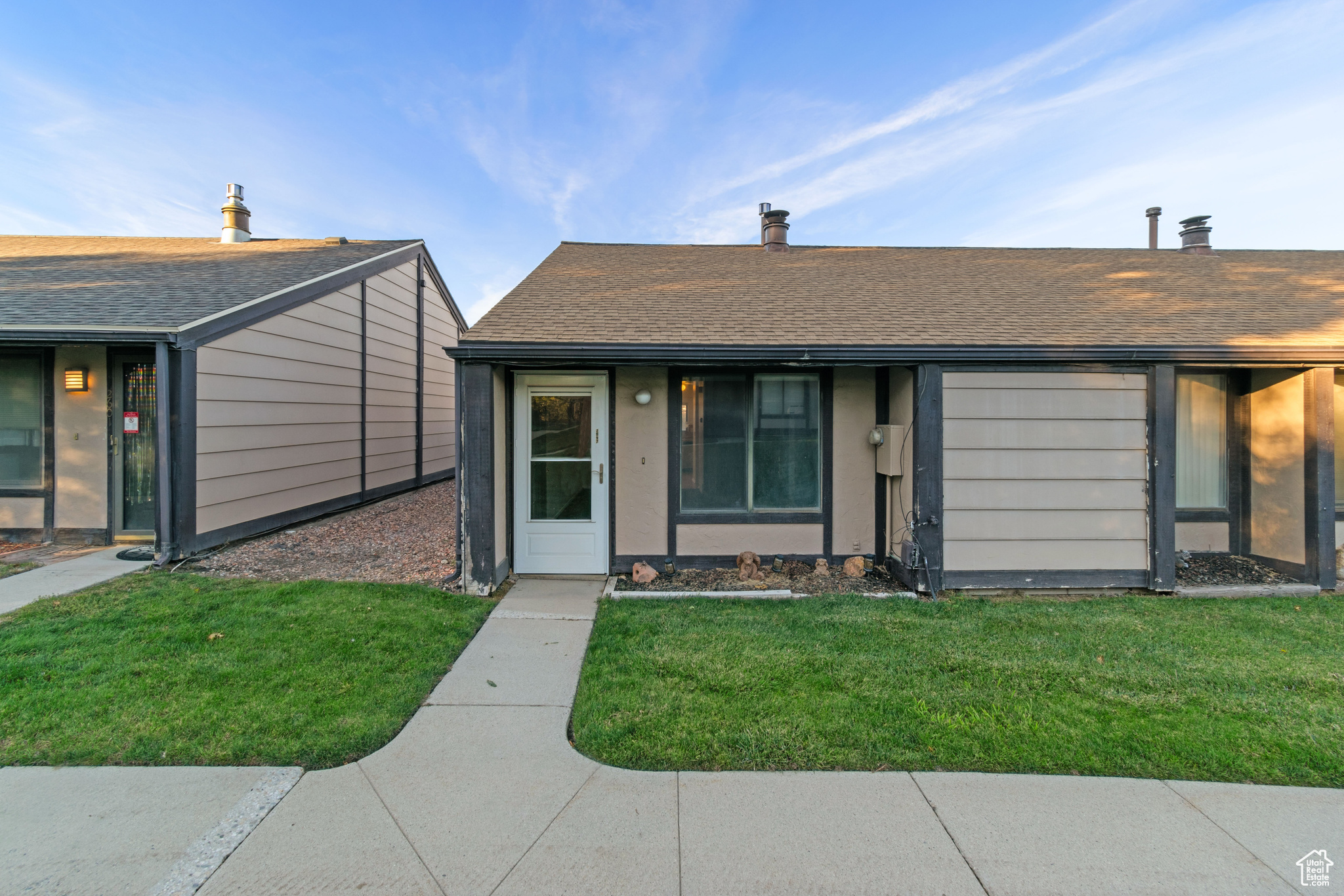 2597 W Greyhackle Ln, Taylorsville, Utah image 1