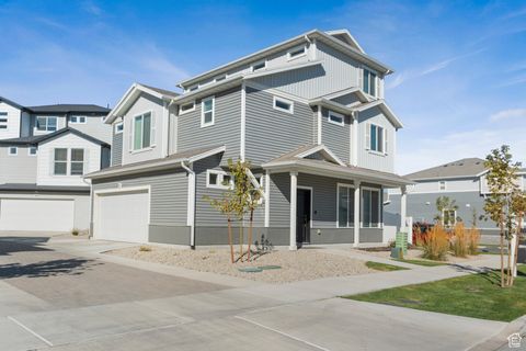 Tiny photo for 172 E STROLL AVE, Saratoga Springs, UT 84045 (MLS # 2114759)