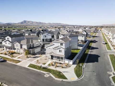 Tiny photo for 172 E STROLL AVE, Saratoga Springs, UT 84045 (MLS # 2114759)