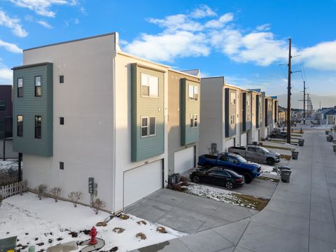 Tiny photo for 11362 S WILLOW WALK DR, South Jordan, UT 84009 (MLS # 2130526)