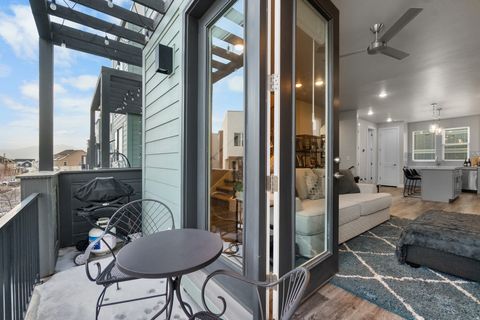 Tiny photo for 11362 S WILLOW WALK DR, South Jordan, UT 84009 (MLS # 2130526)