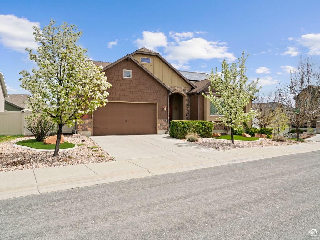 Photo of 14757 S QUIET GLEN DR, Herriman, UT 84096 (MLS # 2149469)