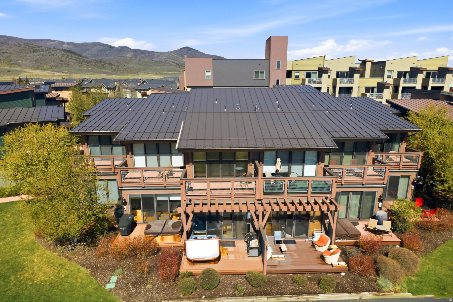 NEWPARK TOWNHOMES - Residential