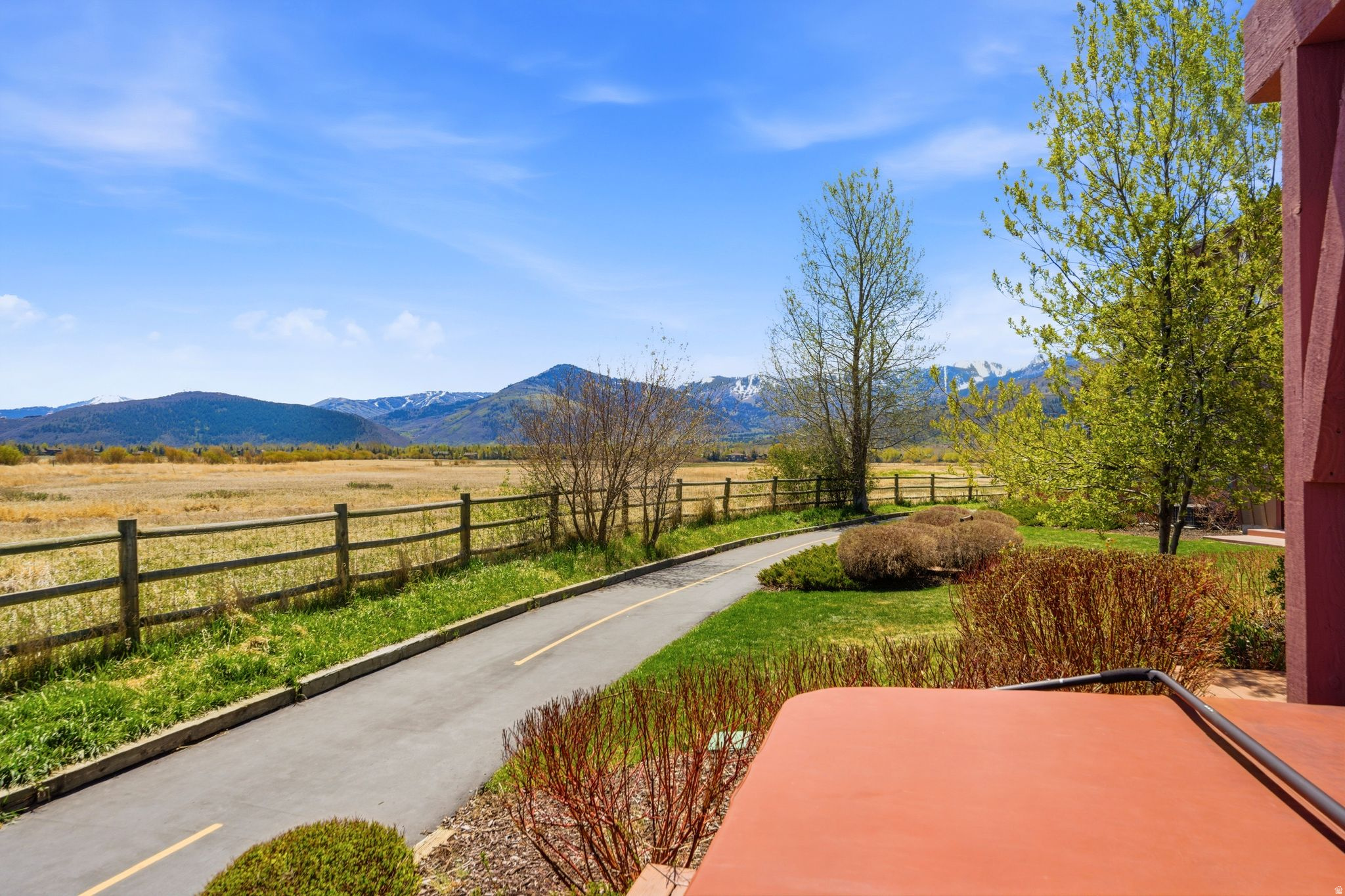 NEWPARK TOWNHOMES - Residential