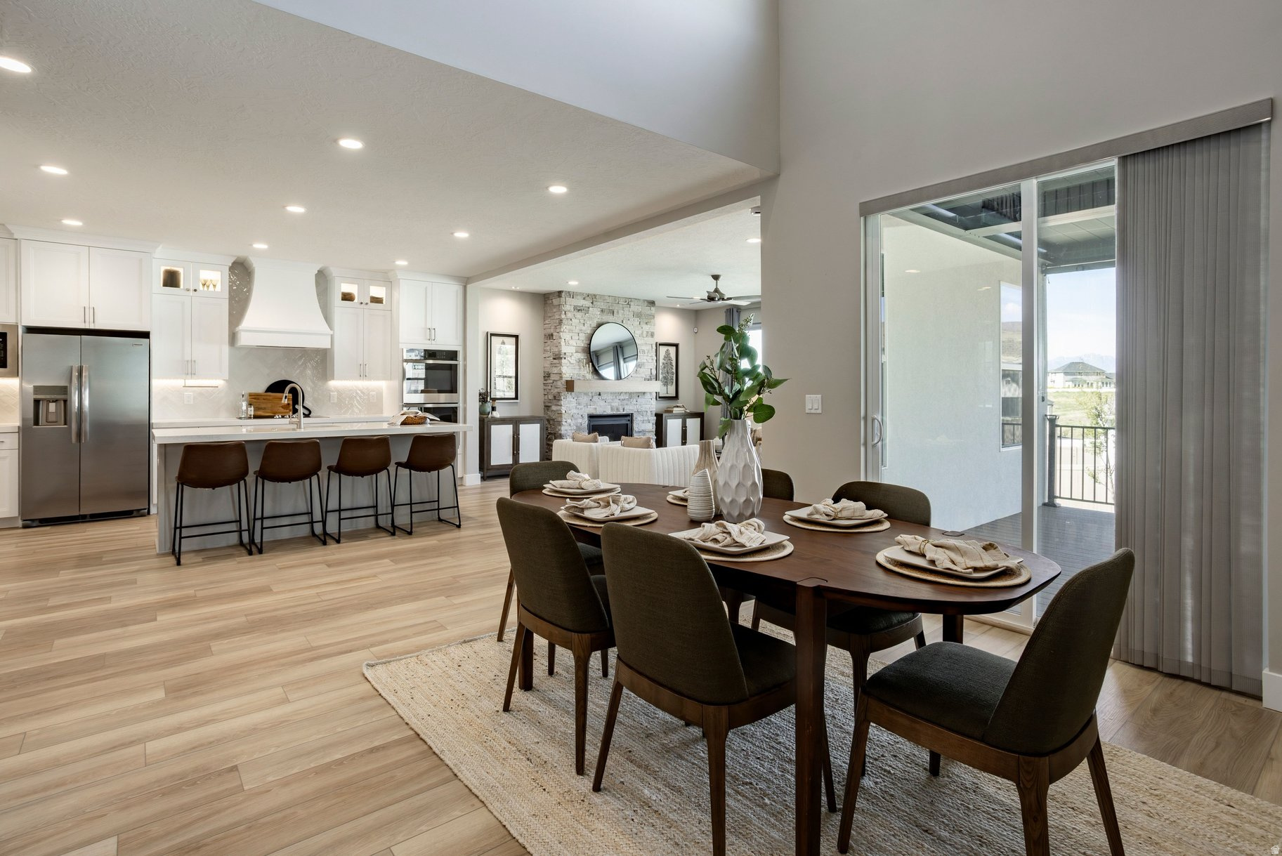 BEACON HILL - Residential