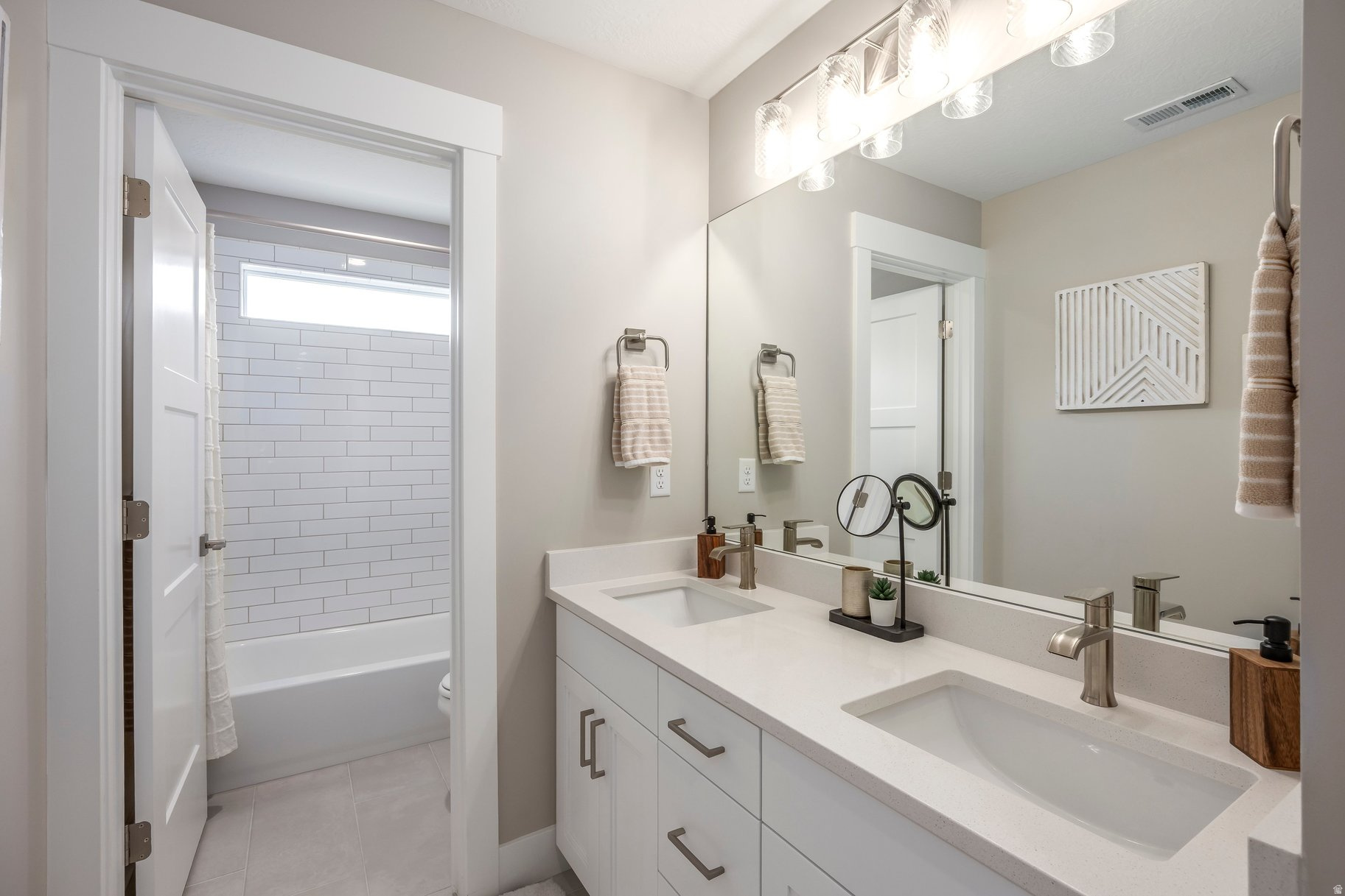 BEACON HILL - Residential