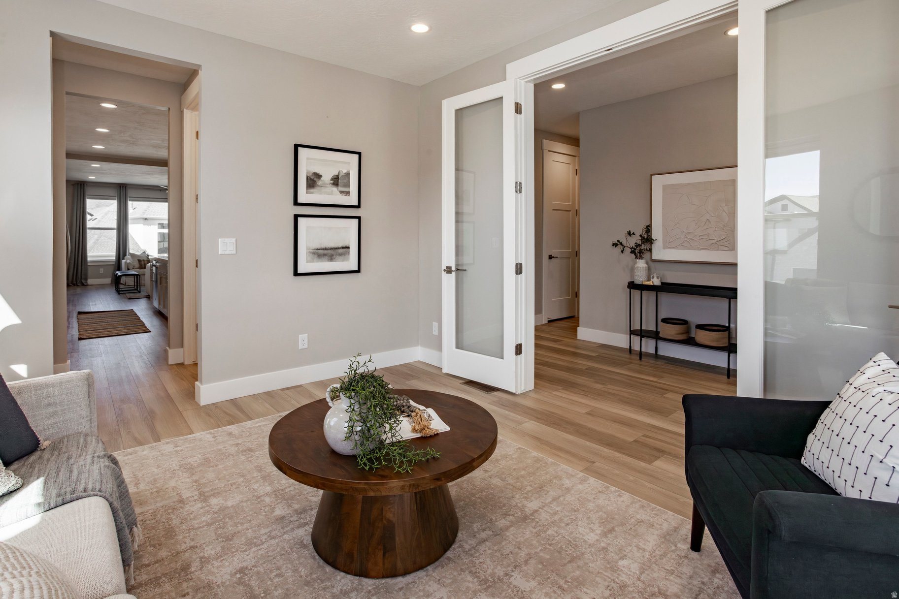 BEACON HILL - Residential