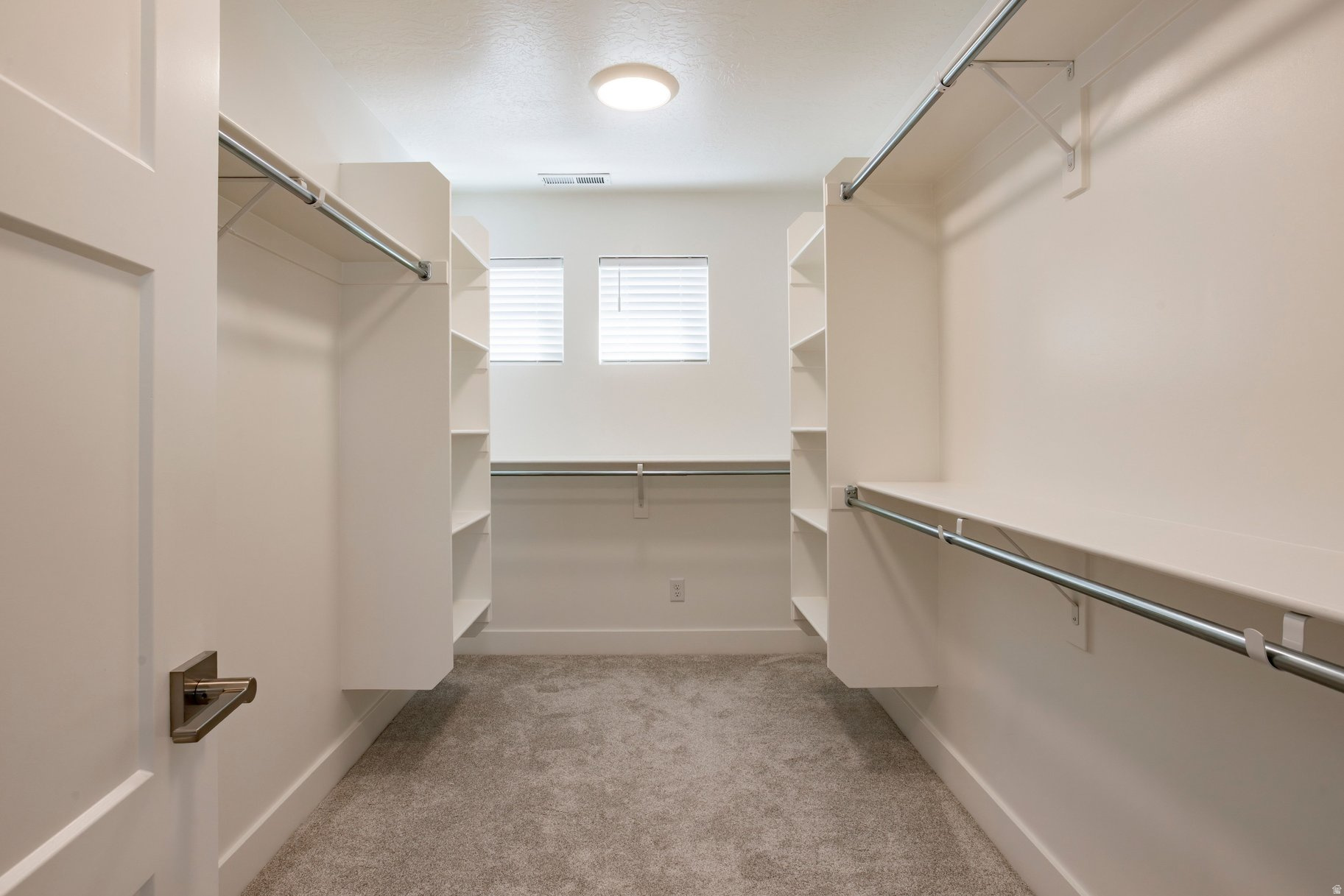 BEACON HILL - Residential