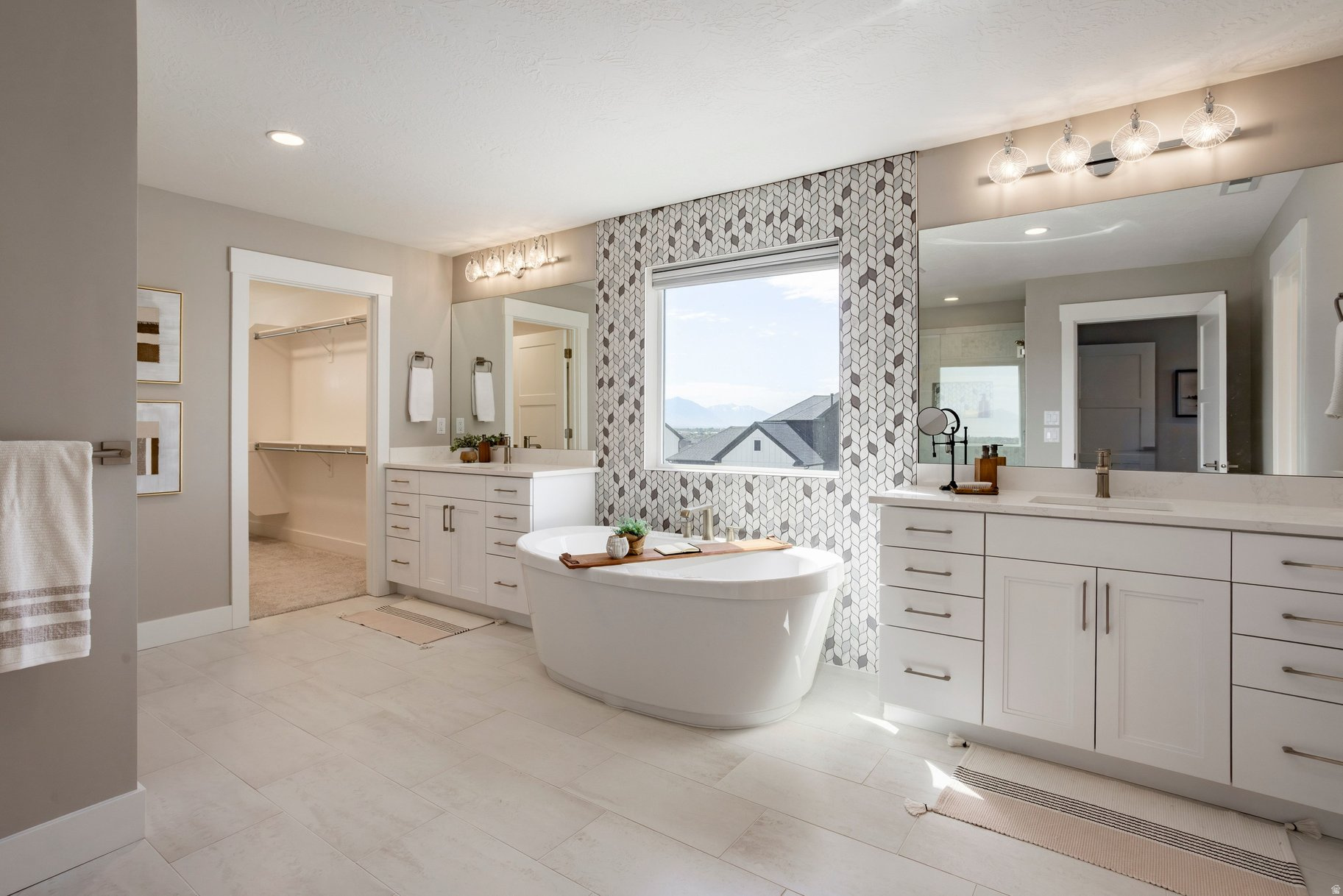 BEACON HILL - Residential