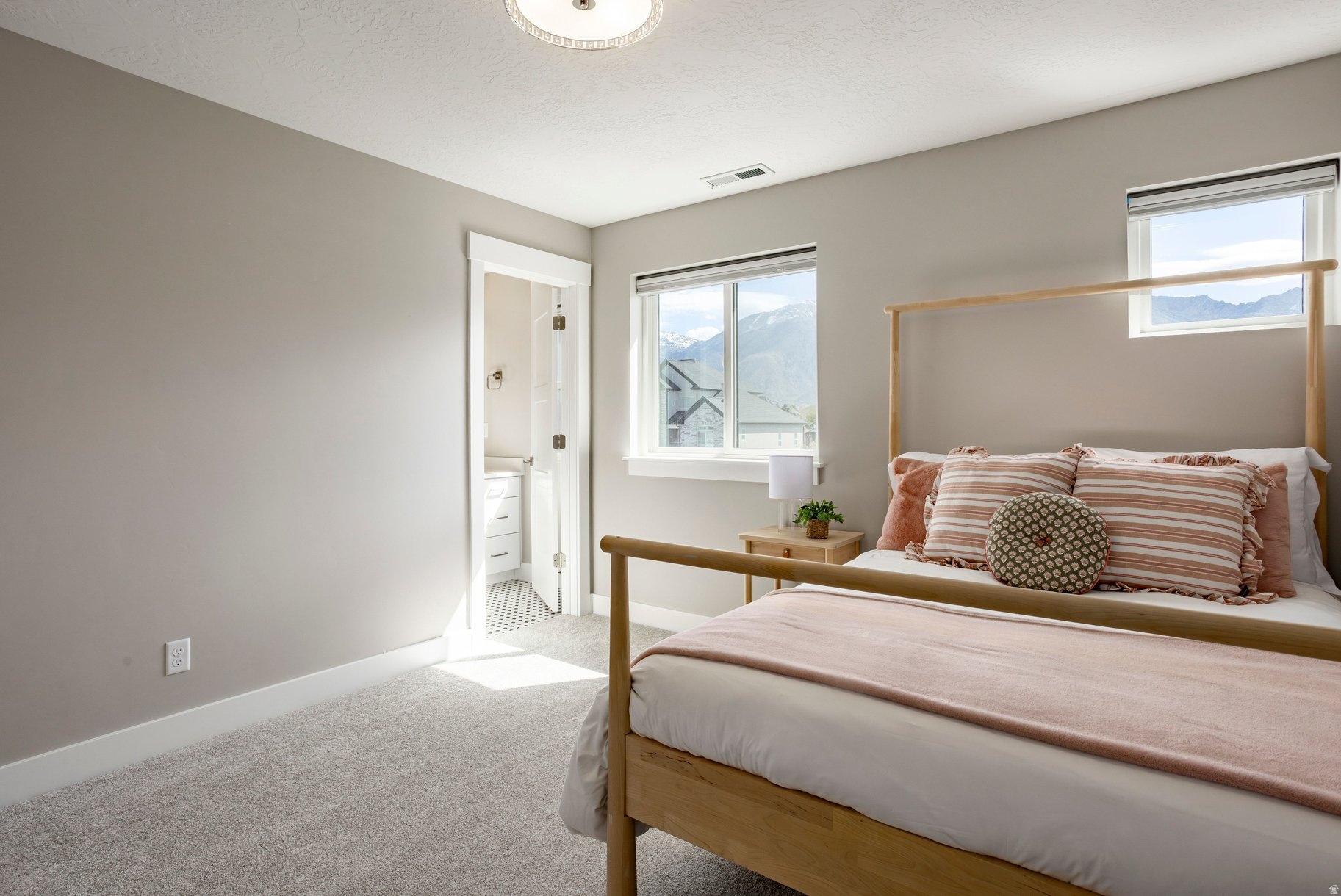 BEACON HILL - Residential