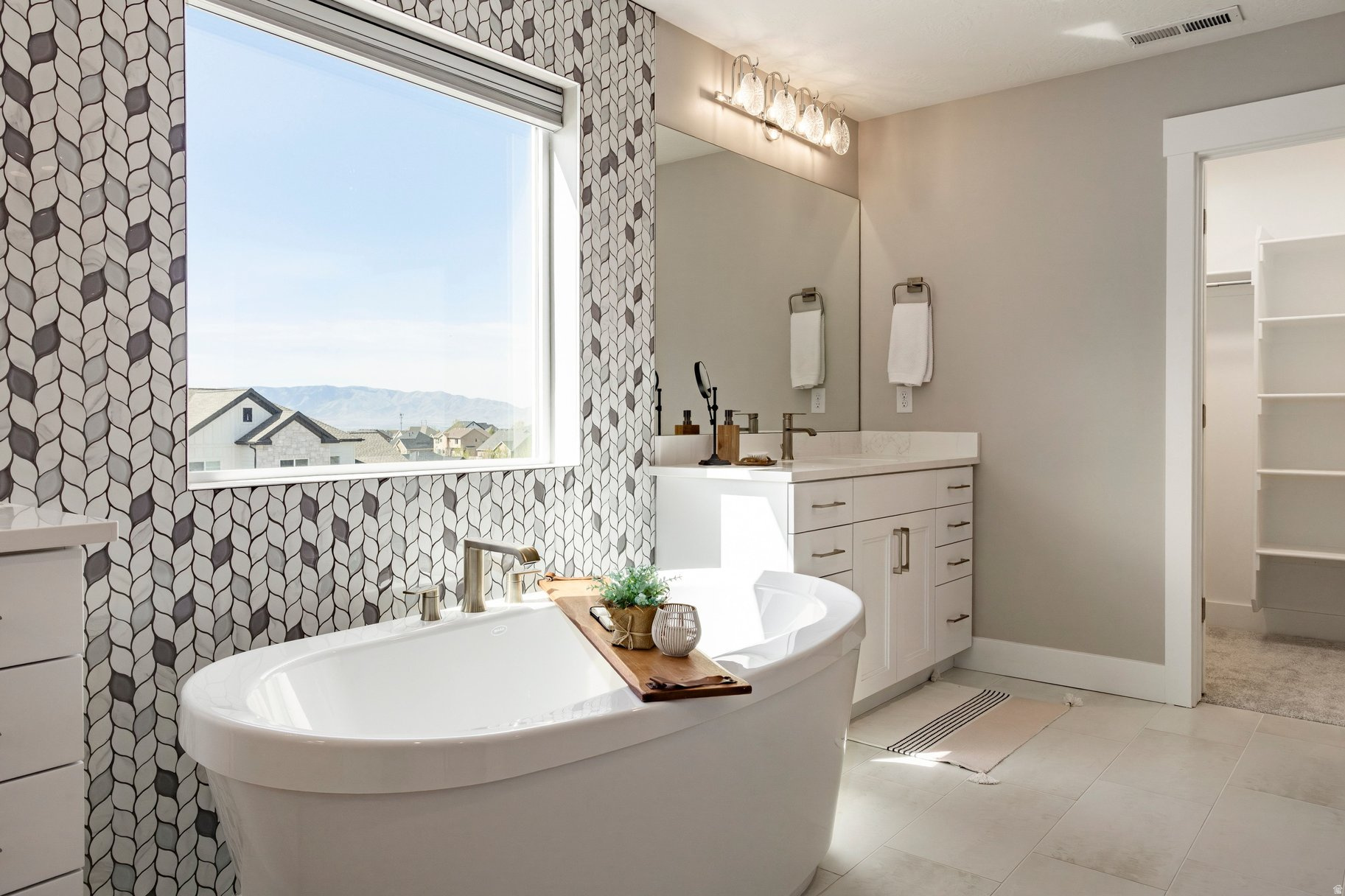 BEACON HILL - Residential