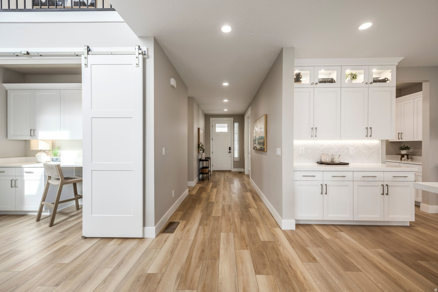 BEACON HILL - Residential