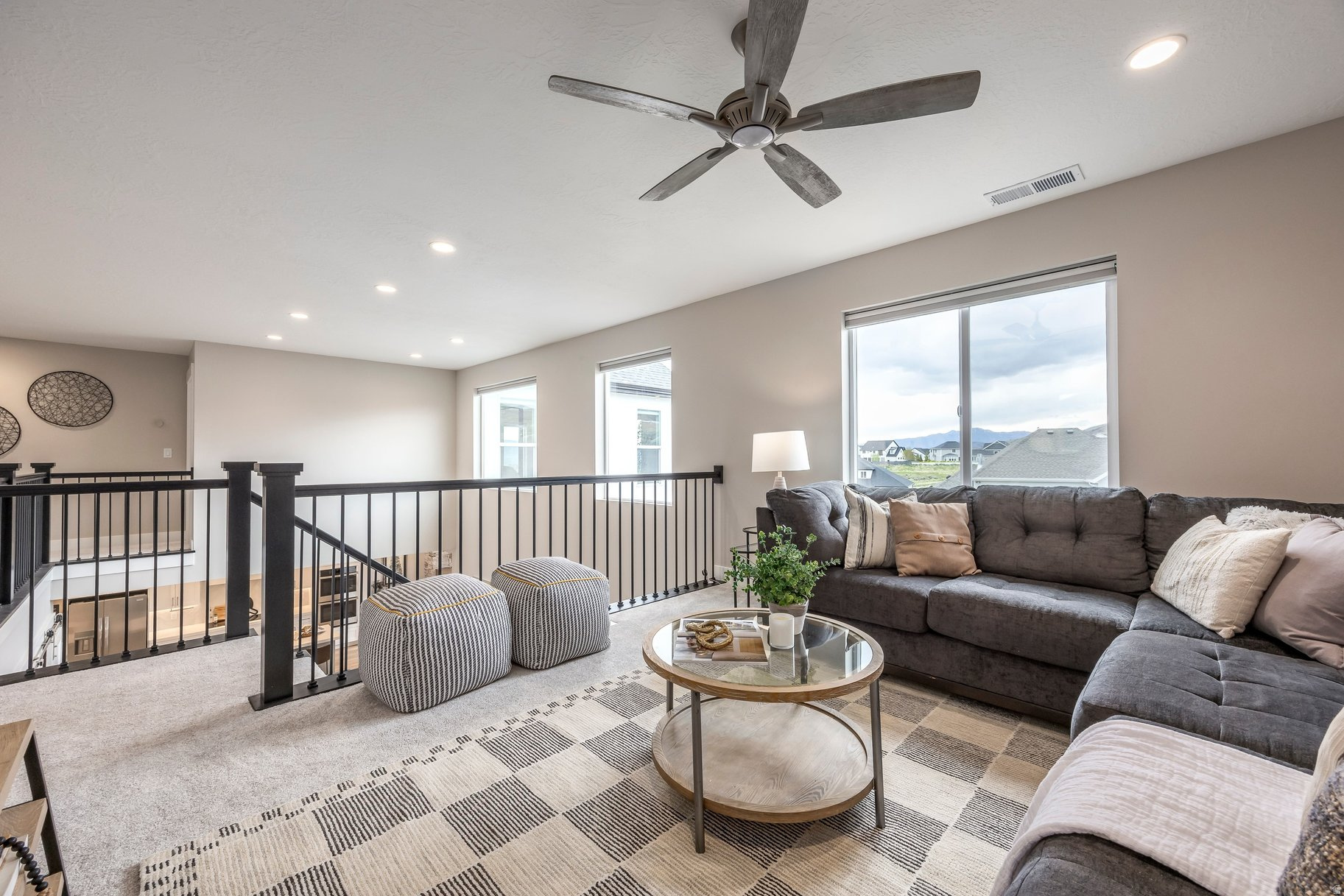 BEACON HILL - Residential