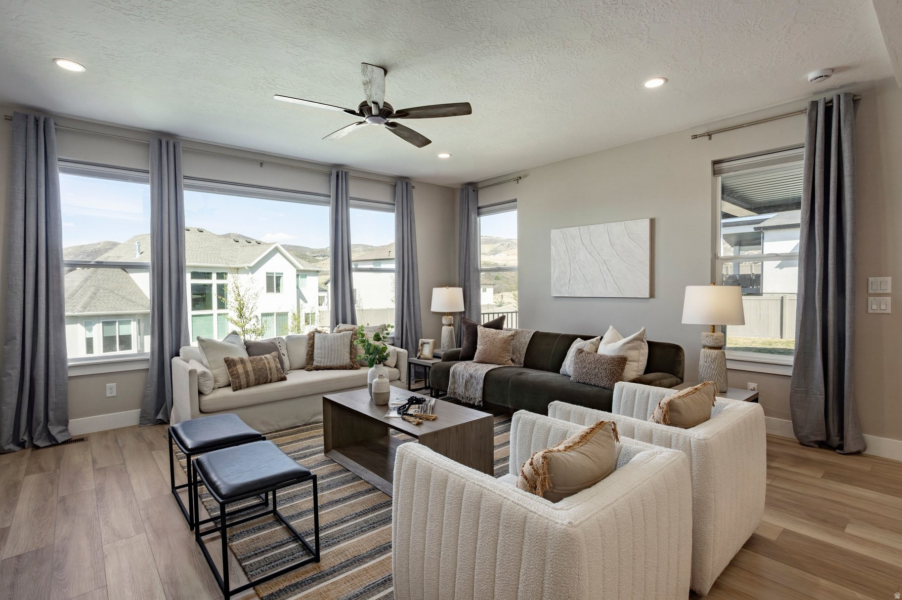 BEACON HILL - Residential